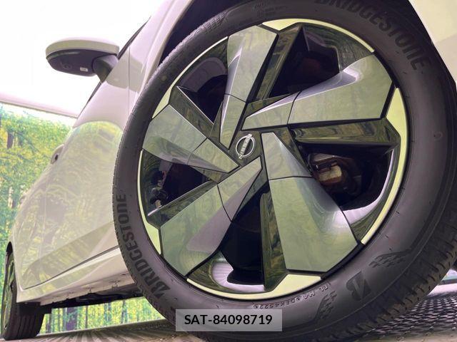 Nissan AURA 2023-01 7561851-12