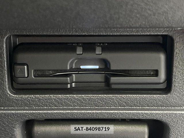 Nissan AURA 2023-01 7561851-5