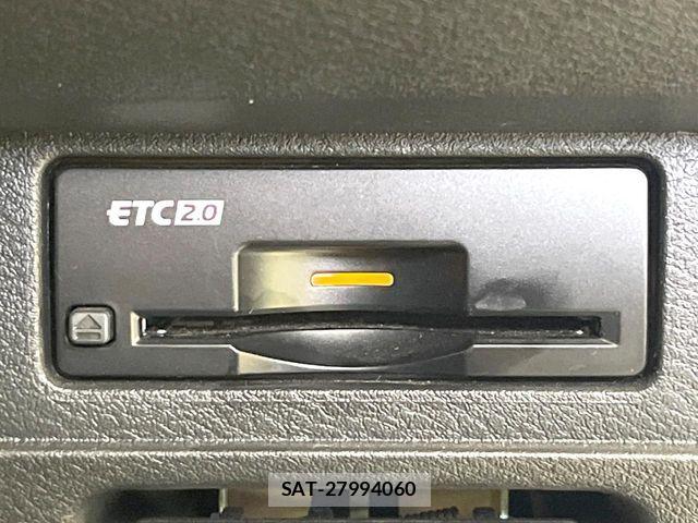 Nissan AURA 2022-11 7561852-5