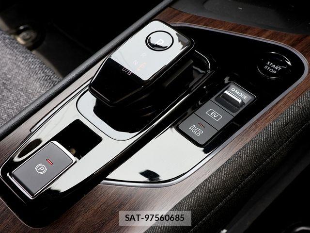 Nissan AURA 2021-10 7615131-19