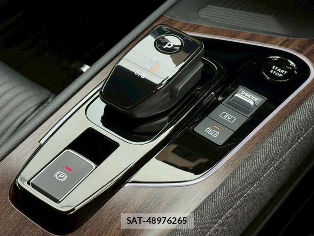 Nissan AURA 2023-05 7615121-17