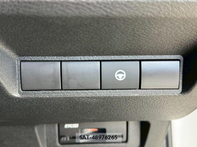 Nissan AURA 2023-05 7615121-18