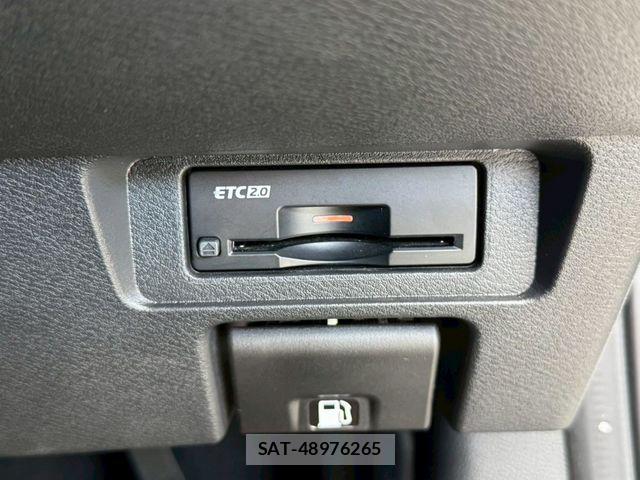 Nissan AURA 2023-05 7615121-19