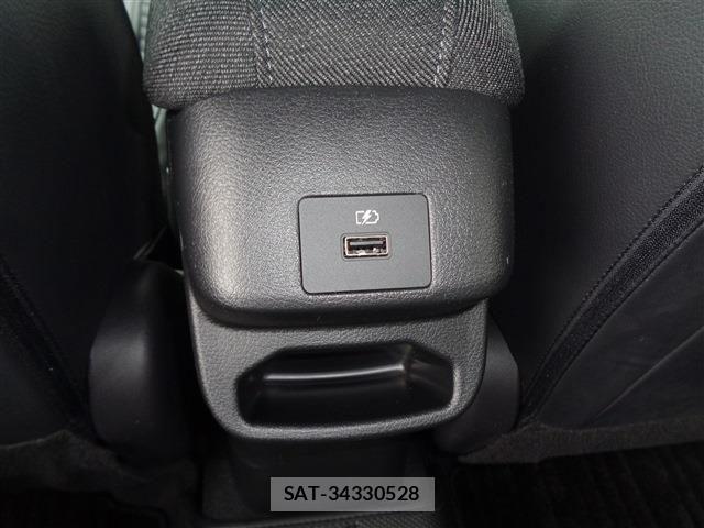 Nissan AURA 2022-03 7615125-14