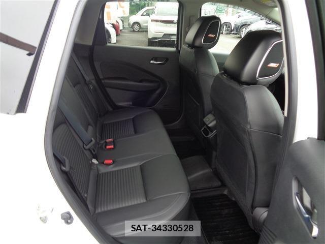 Nissan AURA 2022-03 7615125-17