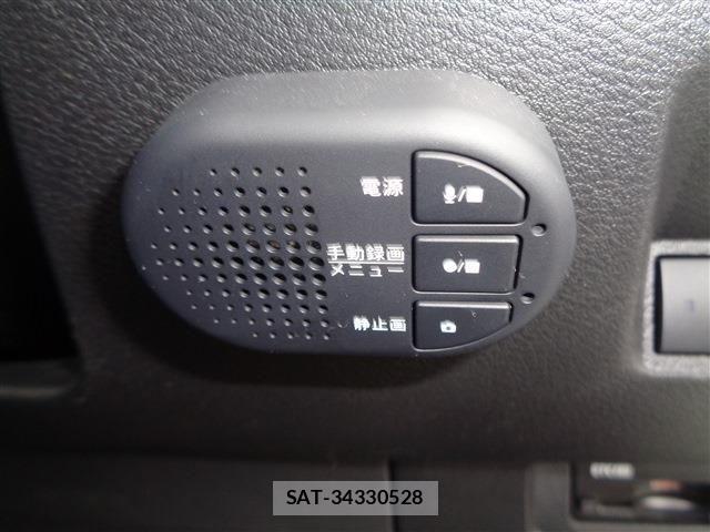 Nissan AURA 2022-03 7615125-29