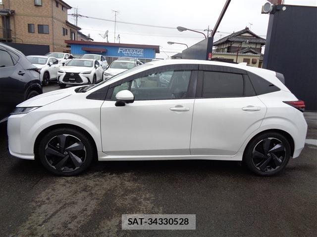 Nissan AURA 2022-03 7615125-4