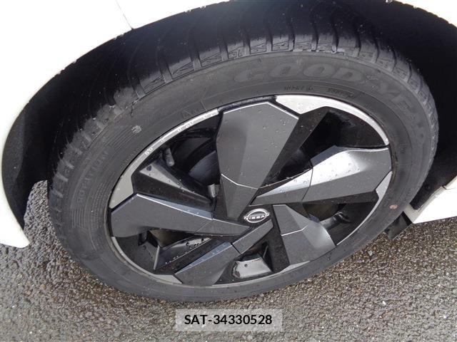Nissan AURA 2022-03 7615125-8