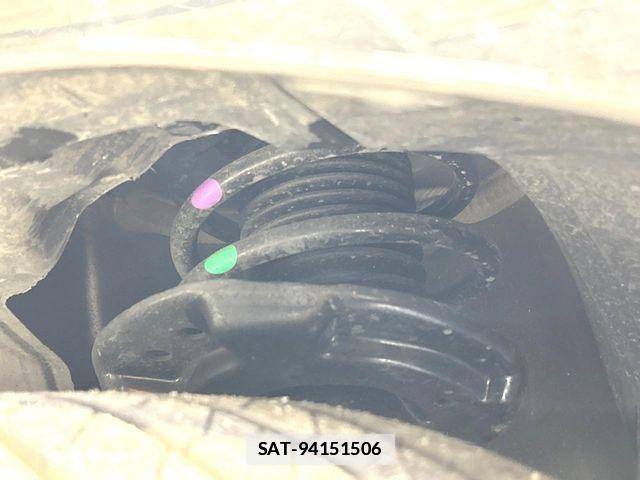Nissan AURA 2025-06 7782791-18