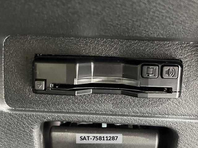 Nissan AURA 2023-06 7782757-6