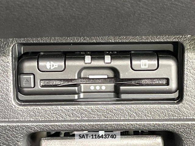 Nissan AURA 2025-05 7782789-6