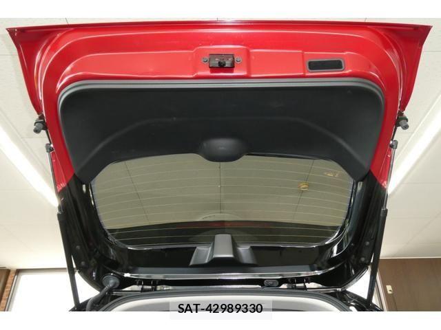 Nissan AURA 2025-02 7782807-10