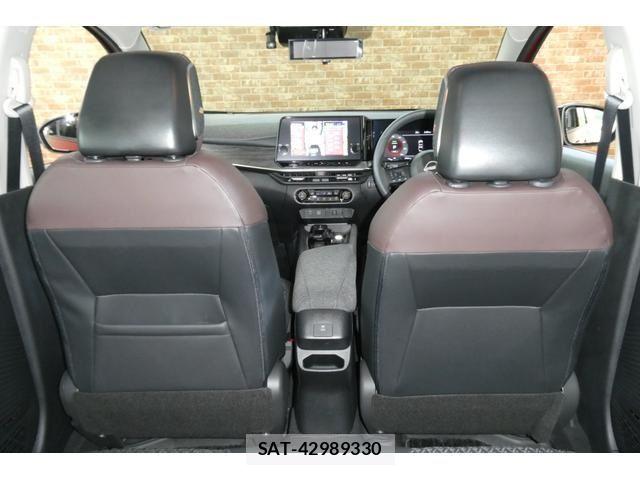 Nissan AURA 2025-02 7782807-14