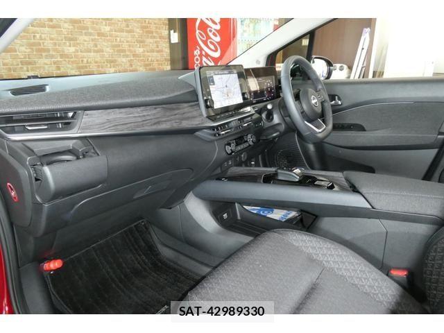 Nissan AURA 2025-02 7782807-5