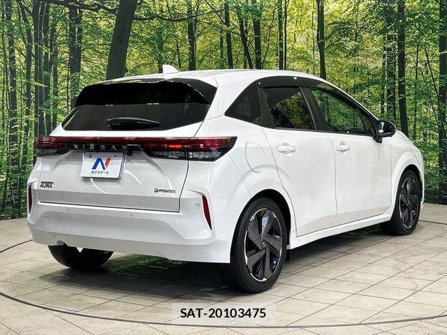 Nissan AURA 2022-01 7875394-16