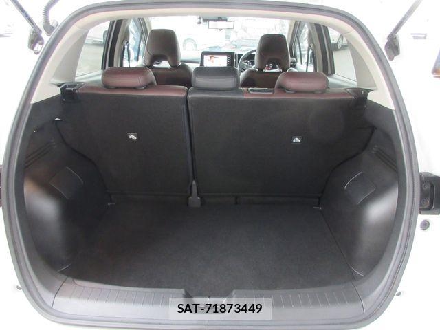 Nissan AURA 2023-08 7875395-10