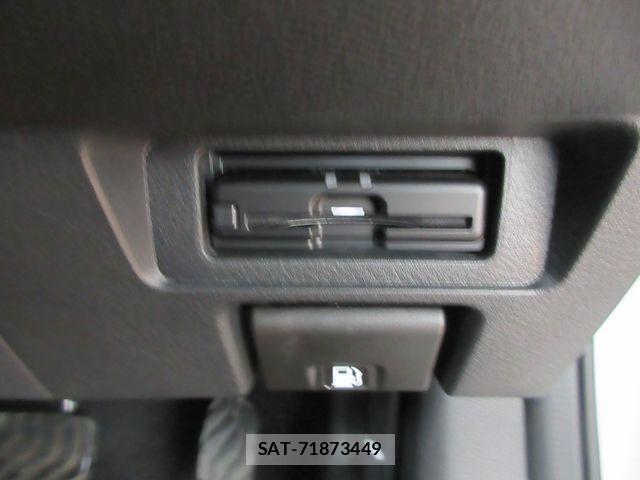 Nissan AURA 2023-08 7875395-4