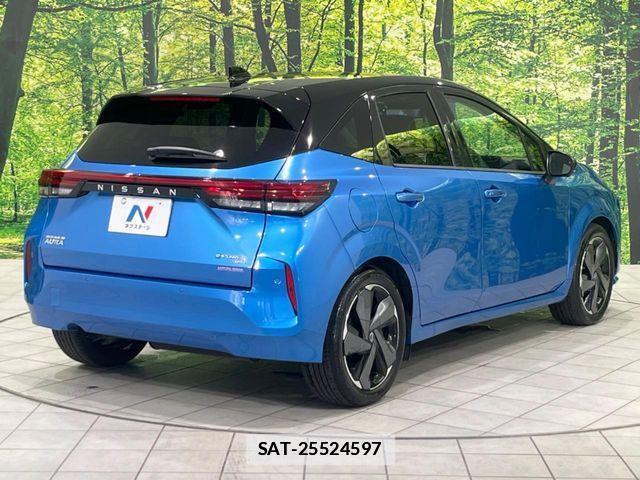 Nissan AURA 2022-06 7875389-17