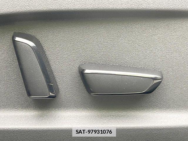 Nissan AURA 2025-06 7902286-5
