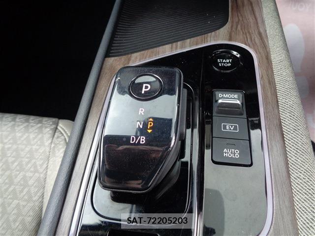 Nissan AURA 2024-08 7902285-22