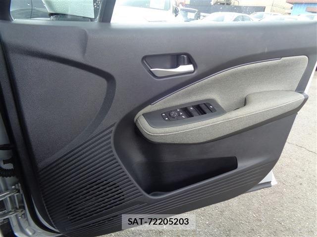 Nissan AURA 2024-08 7902285-25