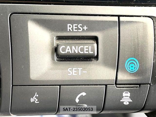 Nissan AURA 2022-04 7960591-5