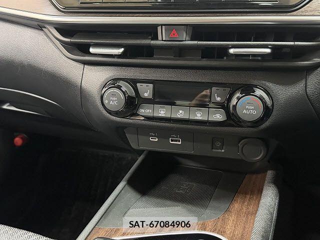 Nissan AURA 2022-02 7960598-10