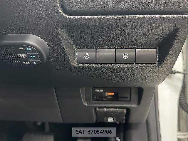 Nissan AURA 2022-02 7960598-12