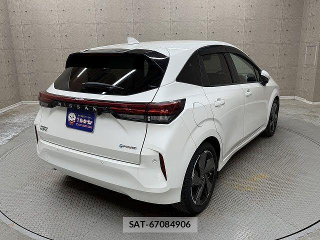 Nissan AURA 2022-02 7960598-2