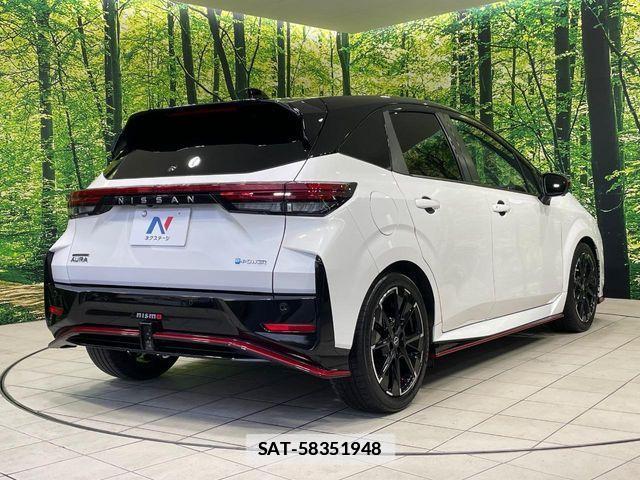 Nissan AURA 2023-01 7960590-16