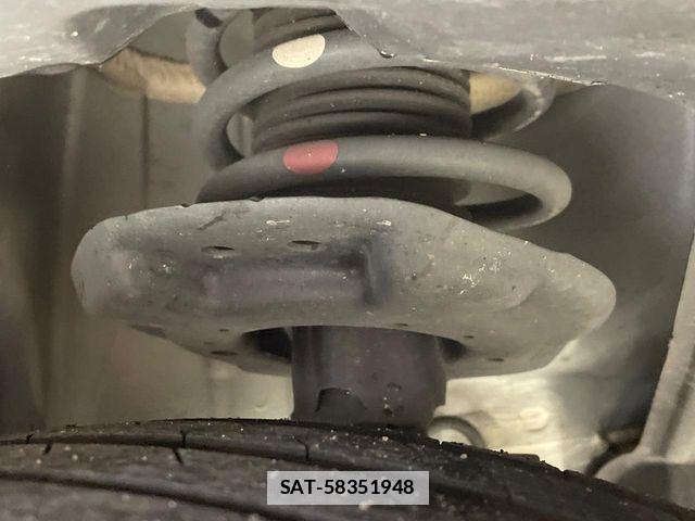 Nissan AURA 2023-01 7960590-19
