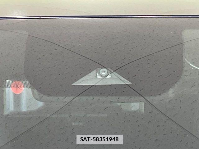 Nissan AURA 2023-01 7960590-4