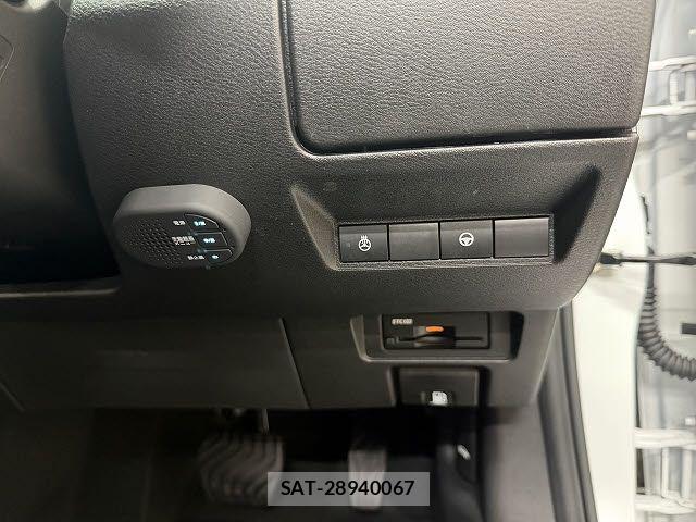 Nissan AURA 2025-06 7960586-14