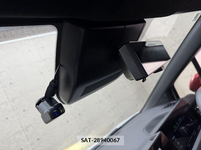 Nissan AURA 2025-06 7960586-19