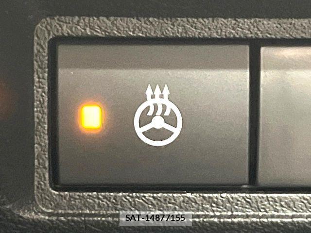 Nissan AURA 2022-06 7960583-6