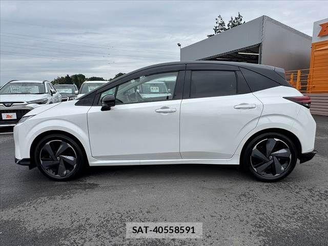 Nissan AURA 2023-07 7960592-10