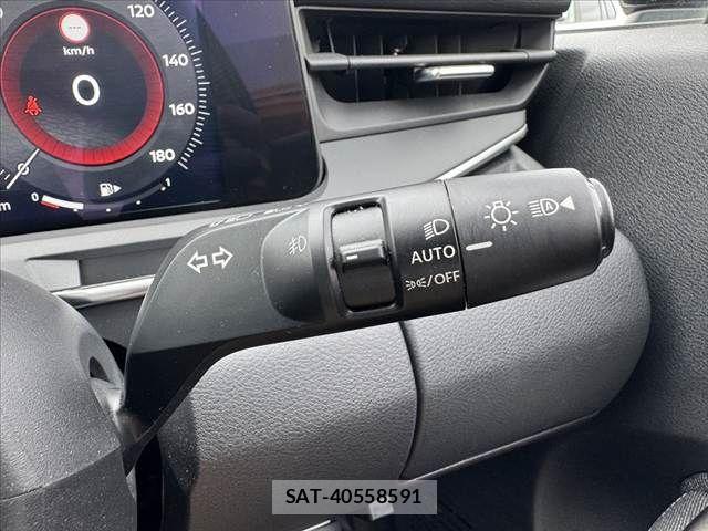 Nissan AURA 2023-07 7960592-28