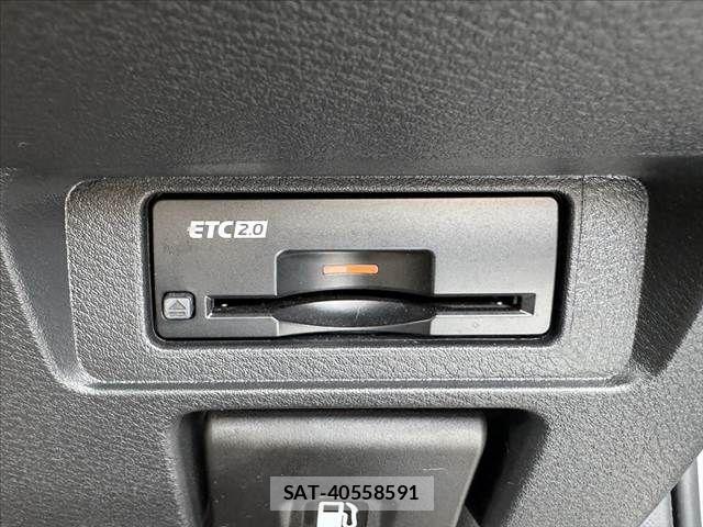 Nissan AURA 2023-07 7960592-5