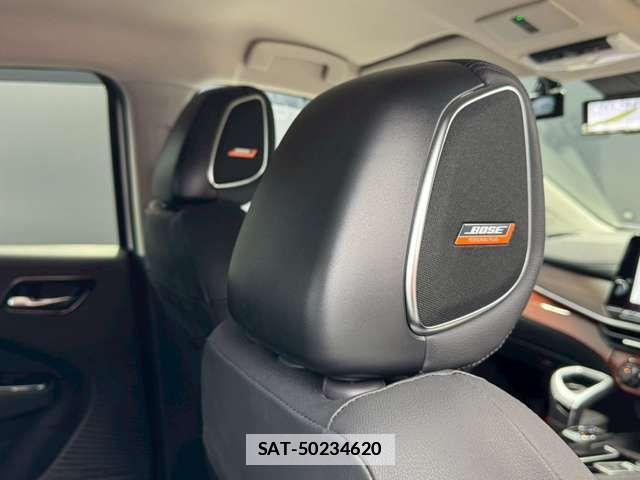 Nissan AURA 2023-08 7978573-4