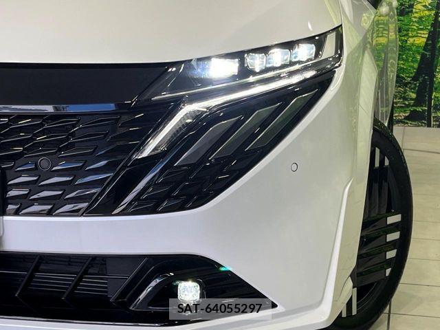 Nissan AURA 2025-06 7978570-11