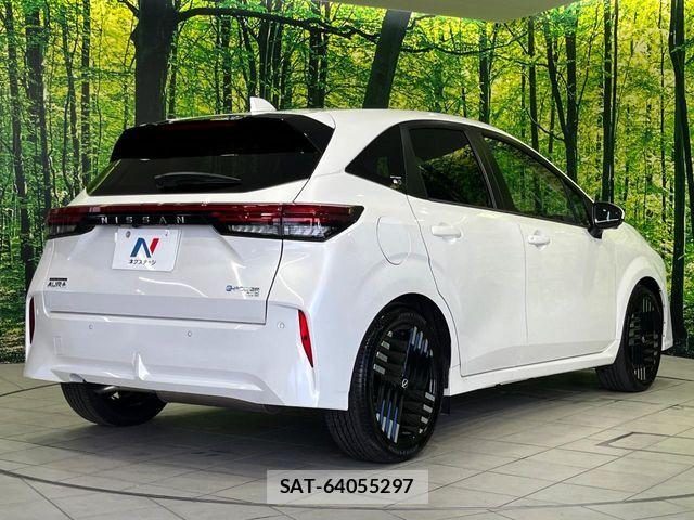 Nissan AURA 2025-06 7978570-16