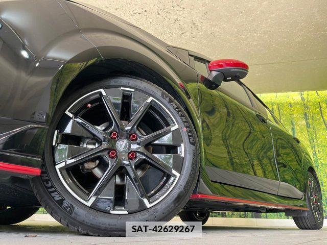 Nissan AURA 2023-01 7978571-12