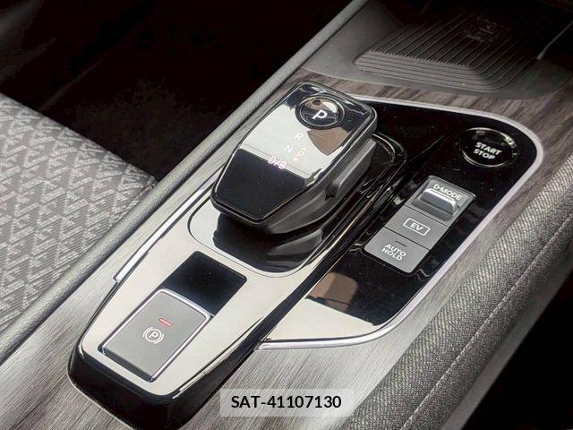 Nissan AURA 2025-09 8034501-19