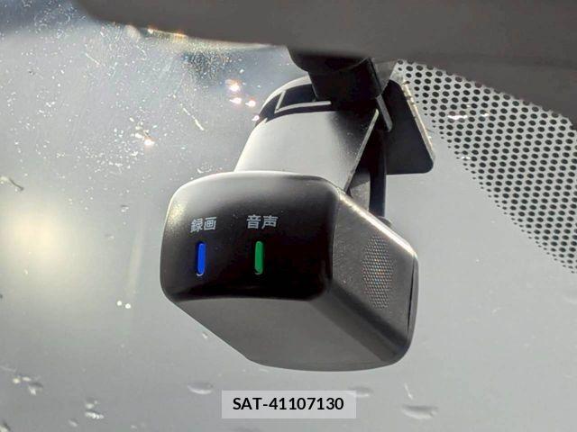 Nissan AURA 2025-09 8034501-3