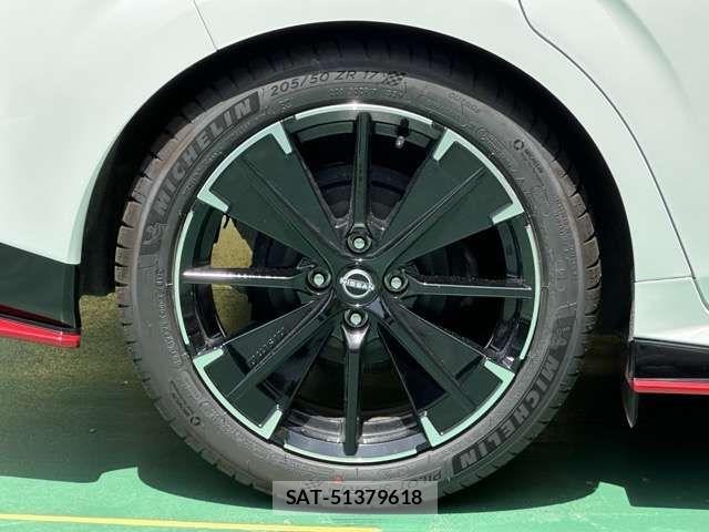 Nissan AURA 2025-10 8034496-12