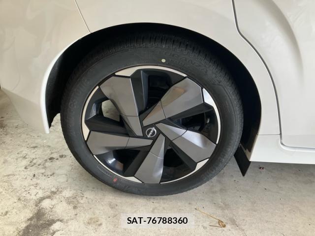 Nissan AURA 2023-10 8072949-5