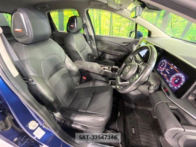 Nissan AURA 2022-07 8072950-7