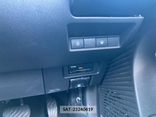 Nissan AURA 2021-09 8072951-21
