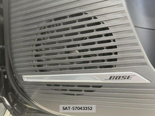 Nissan AURA 2024-10 8098092-5