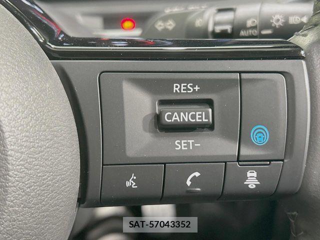 Nissan AURA 2024-10 8098092-6